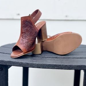 Roper Mika Heel - Tooled Leather